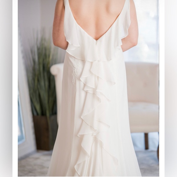 GALINA weeding dress 12 - Picture 2 of 16